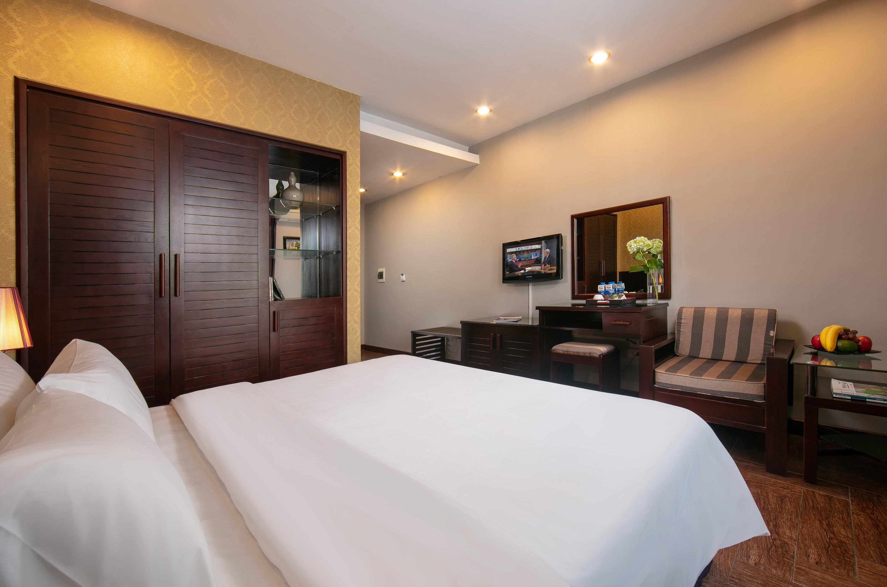 Sen Hotel - Managed By Sen Hotel Group Hanoi Exterior photo